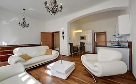Historic Centre Apartments II